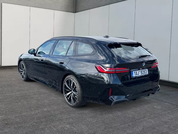 BMW Řada 5 TOURING 520d 145kW CZ DPH - foto 4