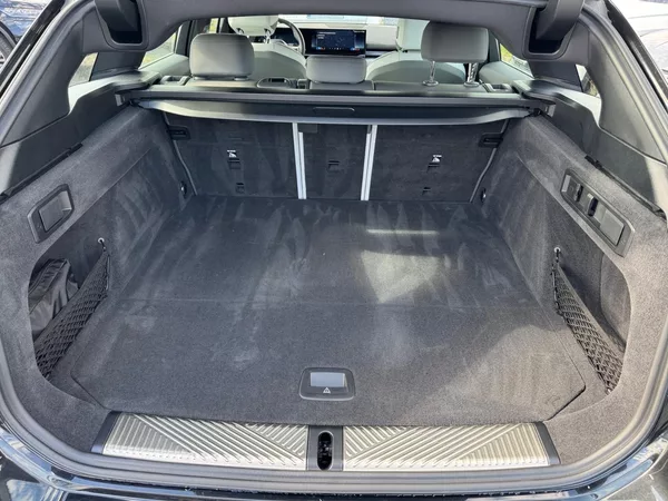 BMW Řada 5 TOURING 520d 145kW CZ DPH - foto 6
