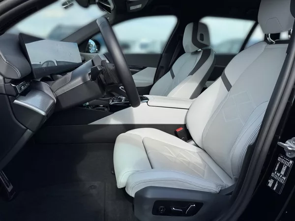 BMW Řada 5 TOURING 520d 145kW CZ DPH - foto 7