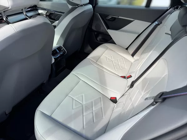 BMW Řada 5 TOURING 520d 145kW CZ DPH - foto 8