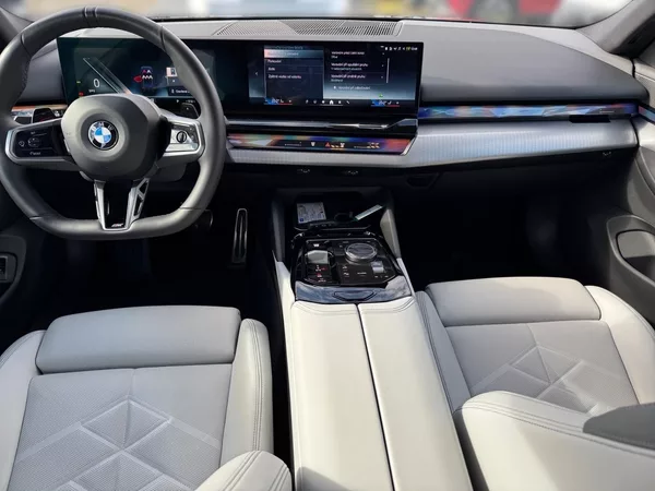 BMW Řada 5 TOURING 520d 145kW CZ DPH - foto 9