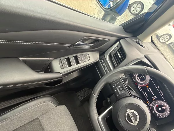 Nissan Qashqai N-CONNECTA 1.3MHEV 116kW CZ - foto 11