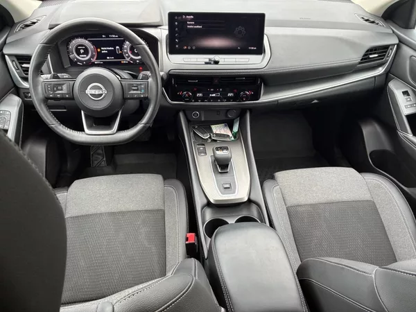 Nissan Qashqai N-CONNECTA 1.3MHEV 116kW CZ - foto 9
