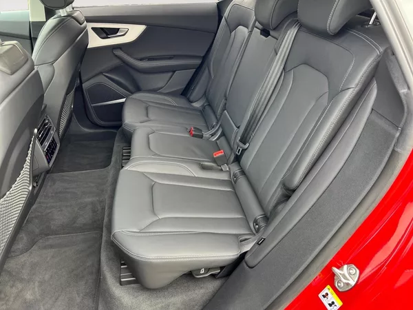 Audi Q8 S-LINE 50TDI WEBASTO HUP DPH - foto 13