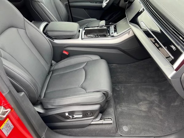 Audi Q8 S-LINE 50TDI WEBASTO HUP DPH - foto 15