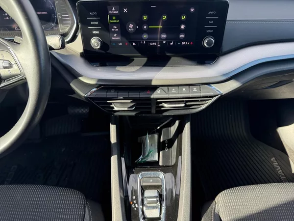 Škoda Octavia AMBITION 1.5e-TEC 110kW CZ DPH - foto 10