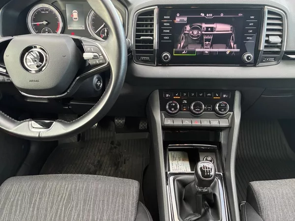 Škoda Karoq STYLE 2.0TDI 110kW CZ DPH - foto 10
