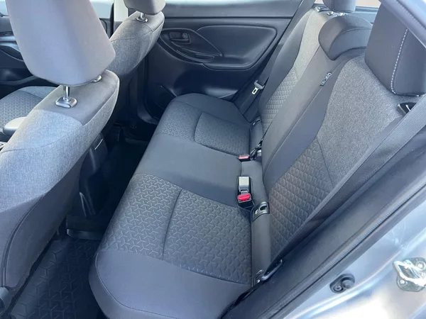 Toyota Yaris Cross HYBRID 1.5 85kW e-CVT C/T CZ - foto 13