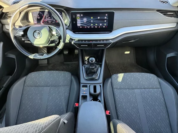 Škoda Octavia STYLE 1.5TSI 110kW CZ DPH - foto 9