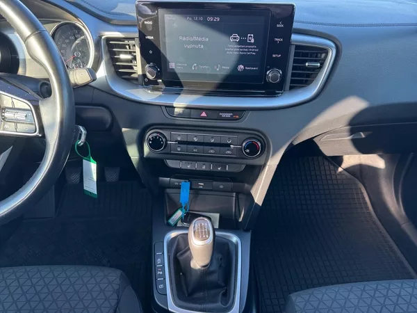 Kia Ceed SPIN 1.5T-GDI 118kW CZ DPH - foto 10
