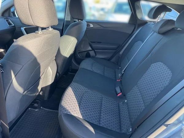 Kia Ceed SPIN 1.5T-GDI 118kW CZ DPH - foto 8