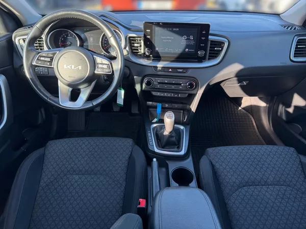 Kia Ceed SPIN 1.5T-GDI 118kW CZ DPH - foto 9