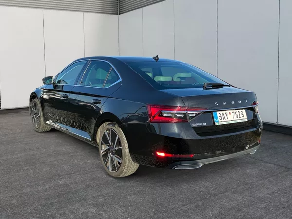 Škoda Superb L&K 2.0TDI 147kW DSG DPH CZ - foto 4