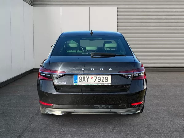 Škoda Superb L&K 2.0TDI 147kW DSG DPH CZ - foto 5