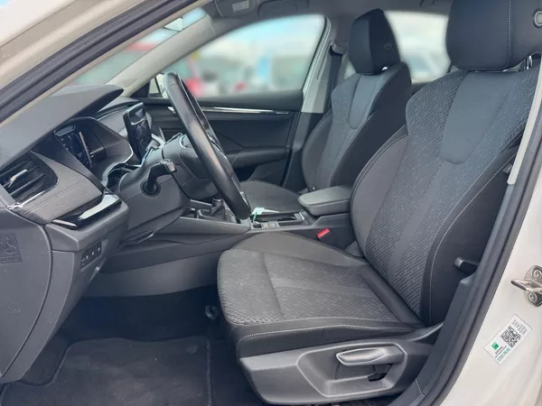 Škoda Octavia STYLE 1.5TSI 110kW CZ DPH - foto 7