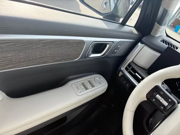 Hyundai Santa Fe STYLE 1.6T HEV 117kW AWD CZ - foto 11
