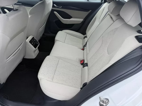 Škoda Octavia STYLE 2.0TDI 110kW TAŽNÉ CZ - foto 8