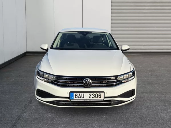 Volkswagen Passat BUSINESS 2.0TDI 110kW CZ DPH - foto 2