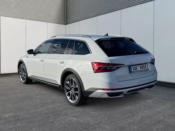 Škoda Superb SCOUT 2.0TDI 147kW 4x4 DSG TAŽ - foto 4