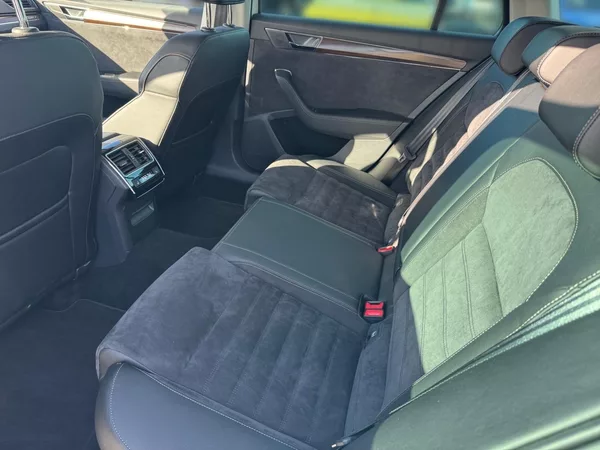 Škoda Superb SCOUT 2.0TDI 147kW 4x4 DSG TAŽ - foto 8