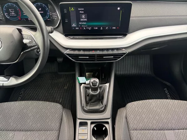 Škoda Octavia STYLE 1.5TSI 110kW CZ DPH - foto 10