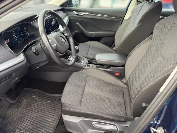 Škoda Octavia STYLE 1.5TSI 110kW CZ DPH - foto 7
