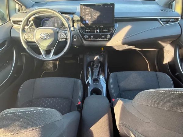 Toyota Corolla COMFORT 1.8HYBRID 72kW CZV DPH - foto 9