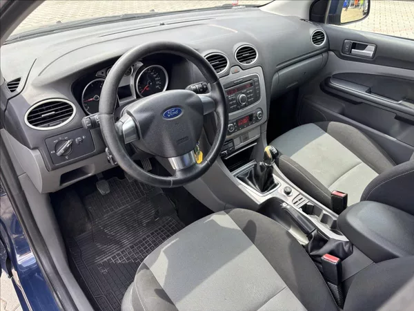 Ford Focus 1,6 TDCi 66kW - foto 13