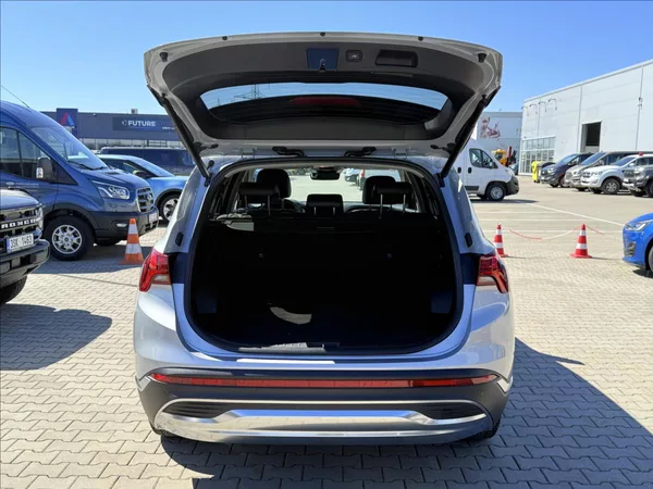 Hyundai Santa Fe 2,2 CRDi 142 kW Smart DPH CZ - foto 13