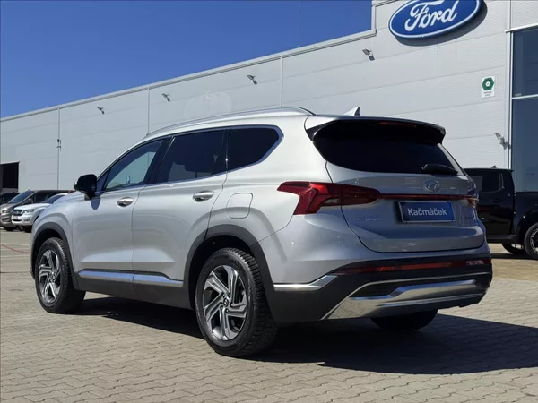 Hyundai Santa Fe 2,2 CRDi 142 kW Smart DPH CZ - foto 3
