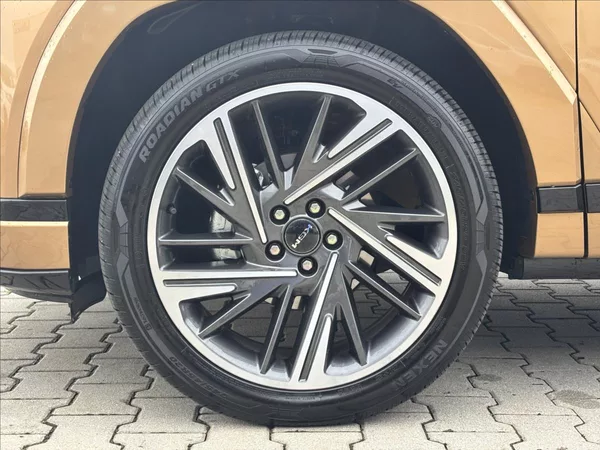 KGM Actyon 1,5 GDI Premium Hybrid 2WD - foto 11