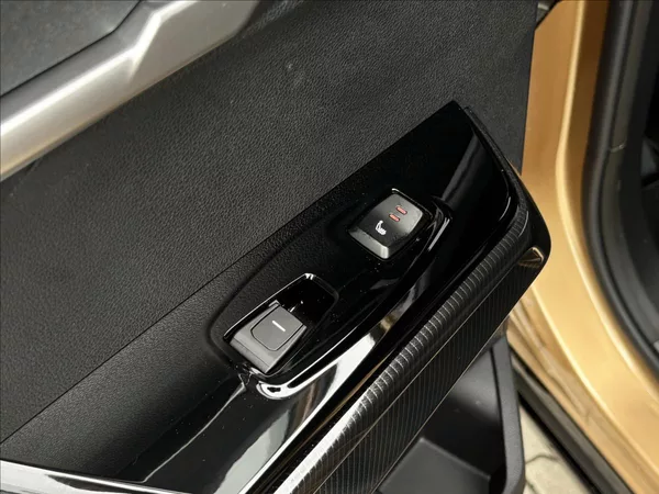 KGM Actyon 1,5 GDI Premium Hybrid 2WD - foto 15
