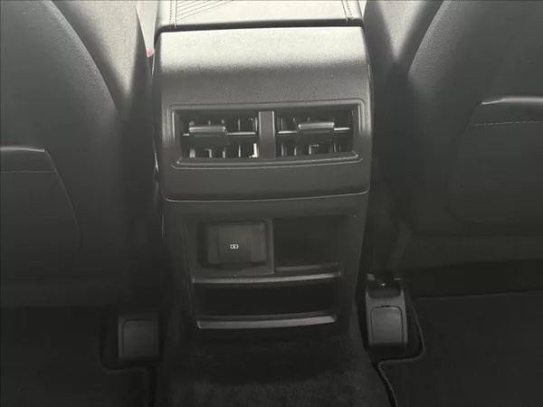 KGM Actyon 1,5 GDI Premium Hybrid 2WD - foto 16