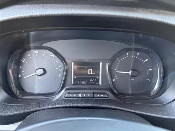 Opel Vivaro 2,0 CDTI 106kW L1 - foto 23