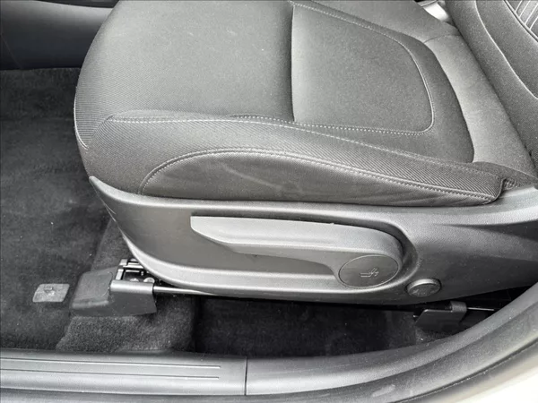 Hyundai Tucson 1,6 T-GDI mHEV Smart 110kW - foto 25