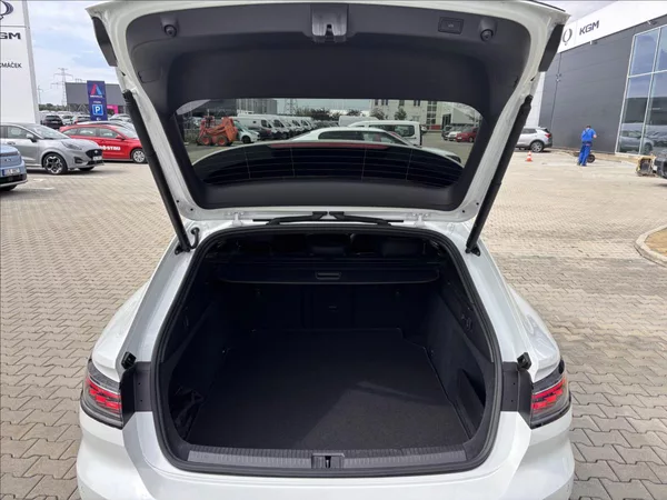 Volkswagen Arteon 2,0 TSI R-Line 206kW DSG - foto 14