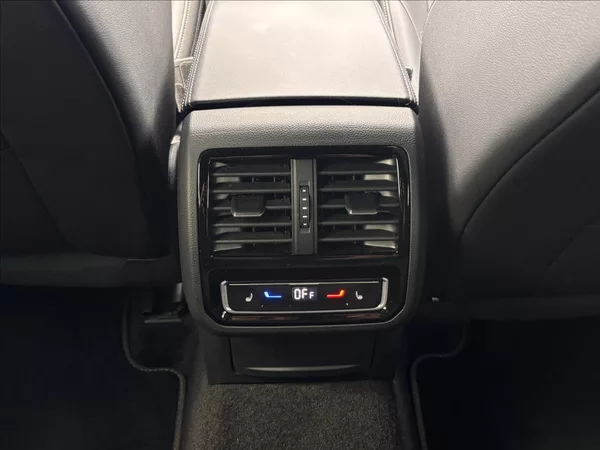 Volkswagen Arteon 2,0 TSI R-Line 206kW DSG - foto 19