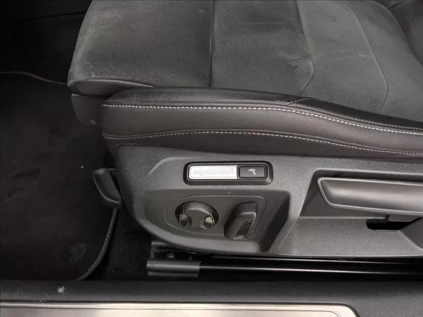 Volkswagen Arteon 2,0 TSI R-Line 206kW DSG - foto 25