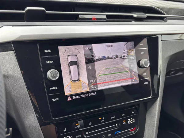 Volkswagen Arteon 2,0 TSI R-Line 206kW DSG - foto 31