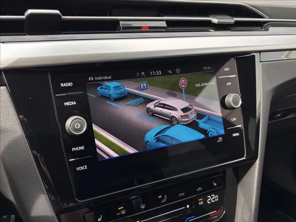 Volkswagen Arteon 2,0 TSI R-Line 206kW DSG - foto 33