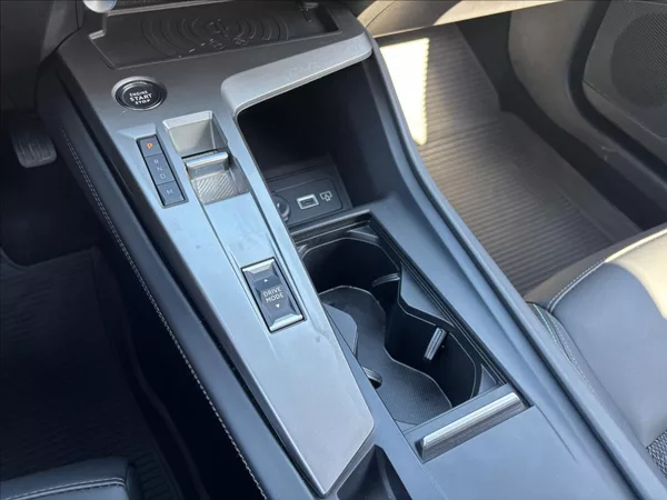 Peugeot 308 1,5 HDi 96kW Allure AUT DPH - foto 38
