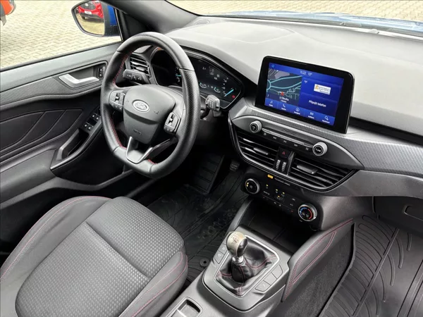 Ford Focus 1,0 EcoBoost 92 kW ST Line - foto 19