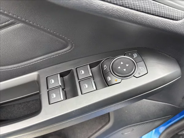 Ford Focus 1,0 EcoBoost 92 kW ST Line - foto 21