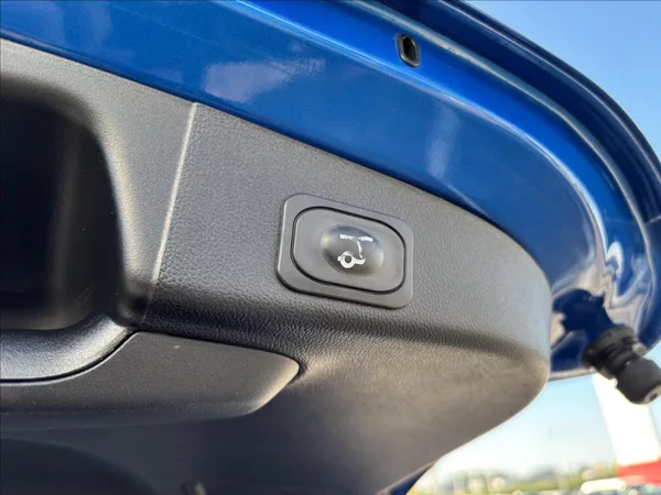 Ford Focus 1,5 EcoBlue 85kW TitaniumX AUT - foto 13