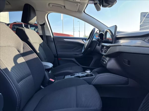 Ford Focus 1,5 EcoBlue 85kW TitaniumX AUT - foto 19