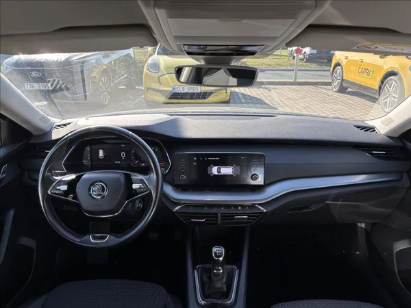 Škoda Octavia 1,5 TSI 110kW Ambition Combi - foto 17