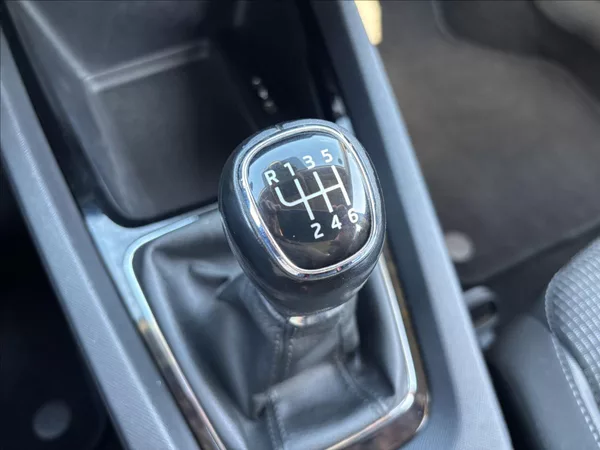 Škoda Octavia 1,5 TSI 110kW Ambition Combi - foto 35