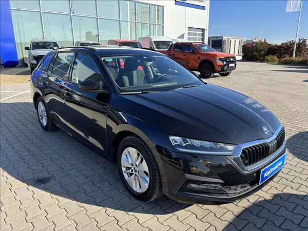 Škoda Octavia 1,5 TSI 110kW Ambition Combi - foto 7