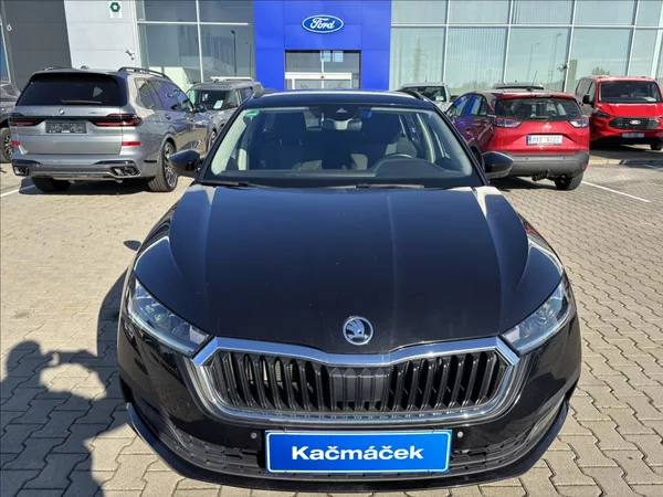 Škoda Octavia 1,5 TSI 110kW Ambition Combi - foto 8