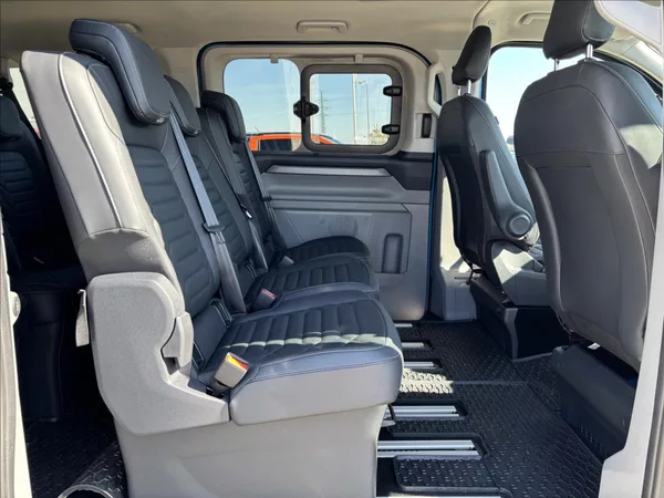 Ford Tourneo Custom 2,0 125kW Titanium X AWD L1 - foto 18